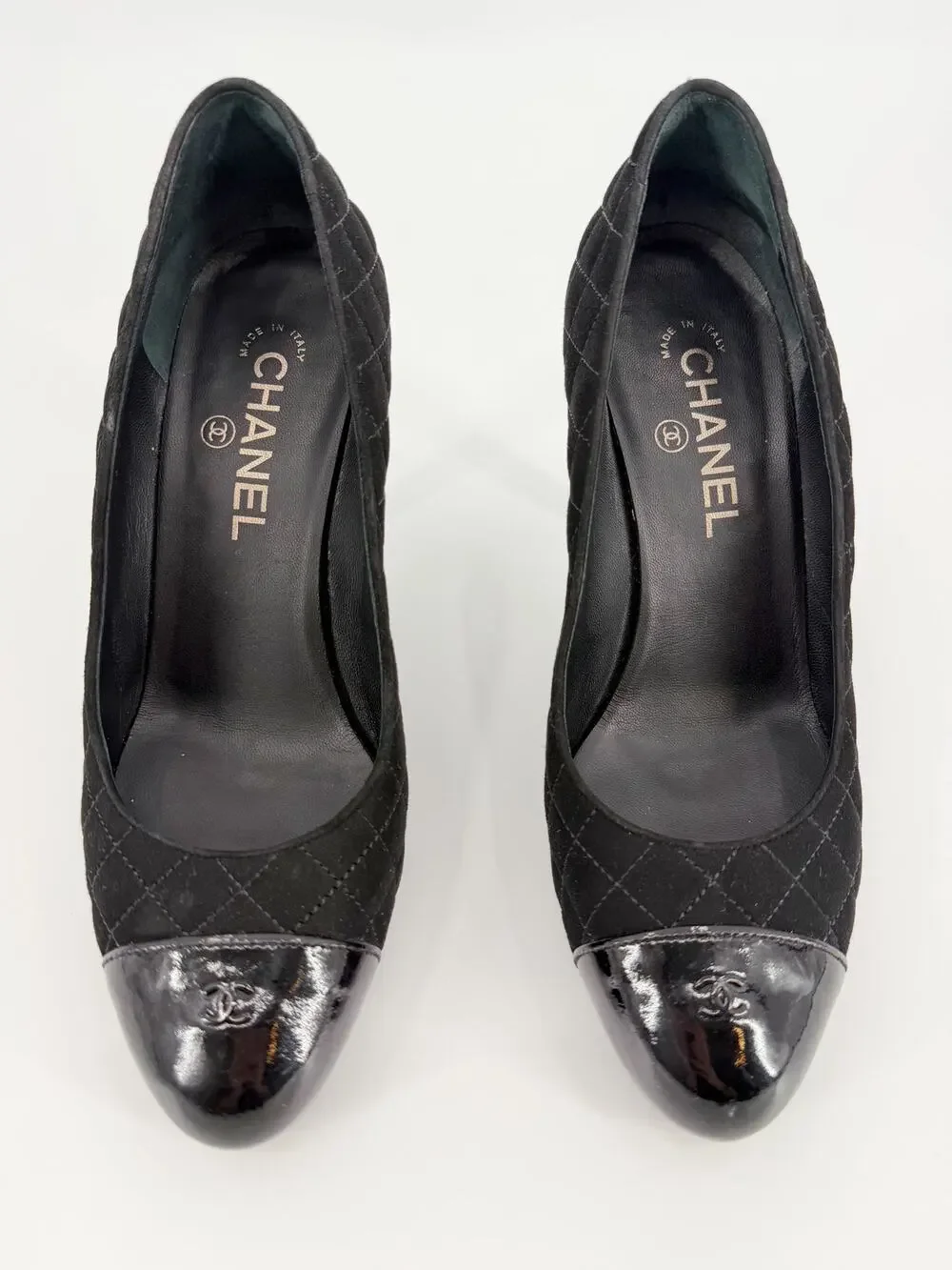 Chanel Black Quilted Suede Patent Cap Toe Pumps CC Stiletto Heels Size 39